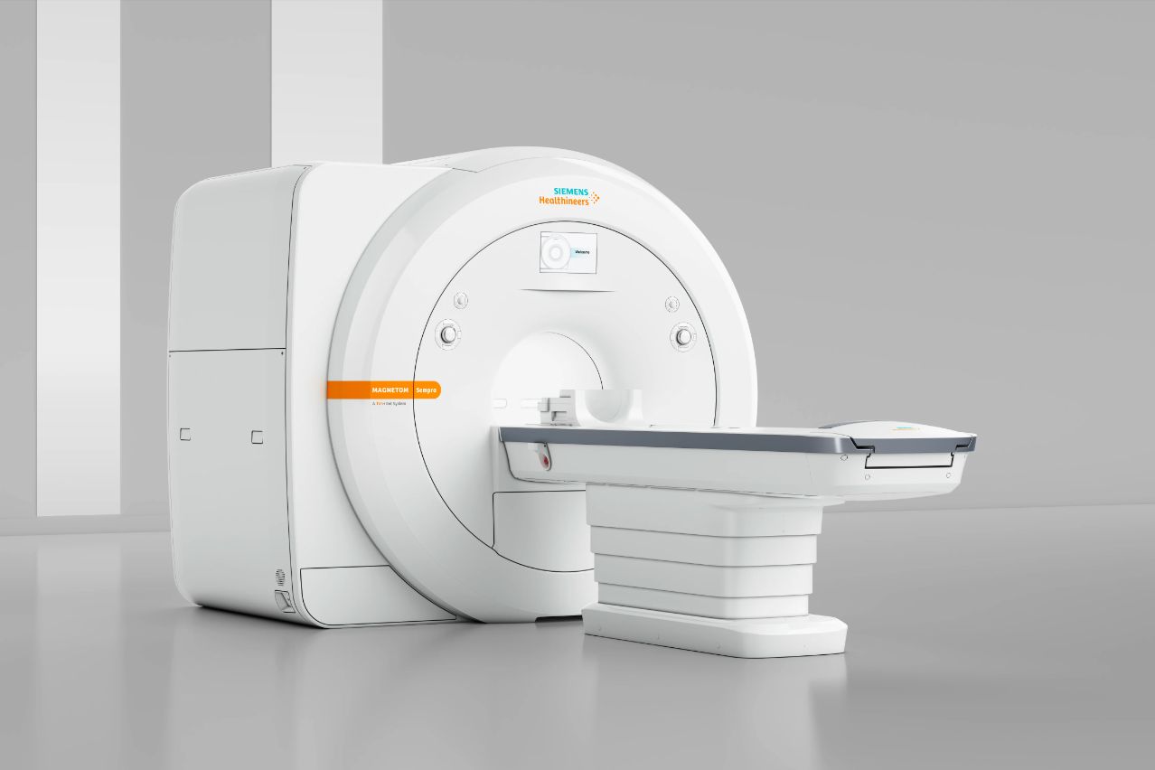 МРТ SIEMENS MAGNETOM Amira