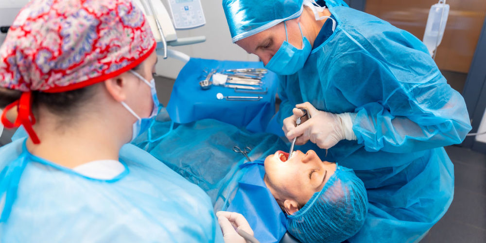 Челюстно-лицевая хирургия Челюстно-лицевая хирургия