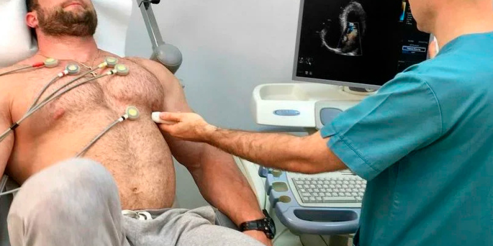 Открытое овальное окно